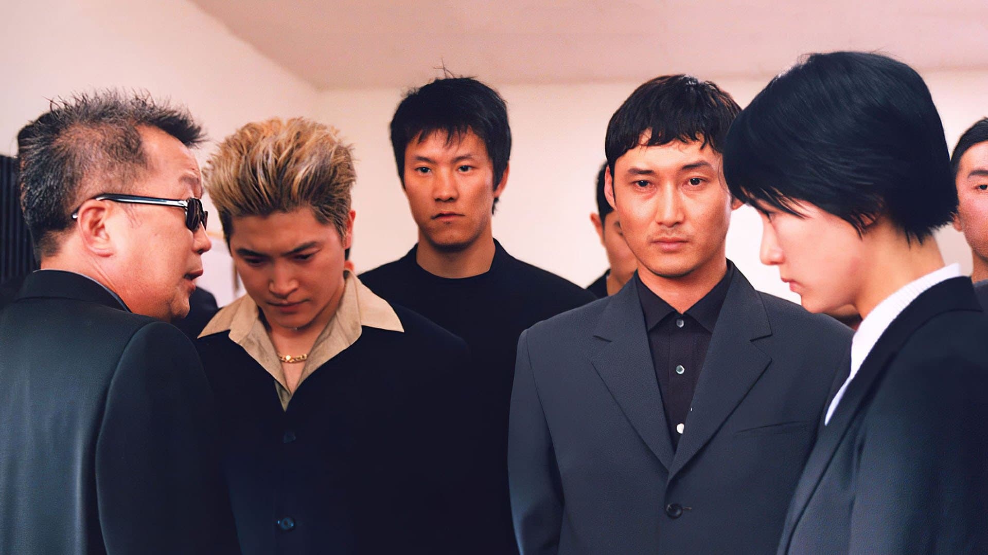 My Wife Is a Gangster backdrop